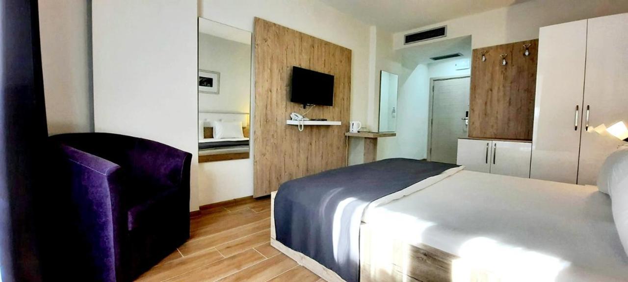 Hotel Doa Skopje Exteriör bild