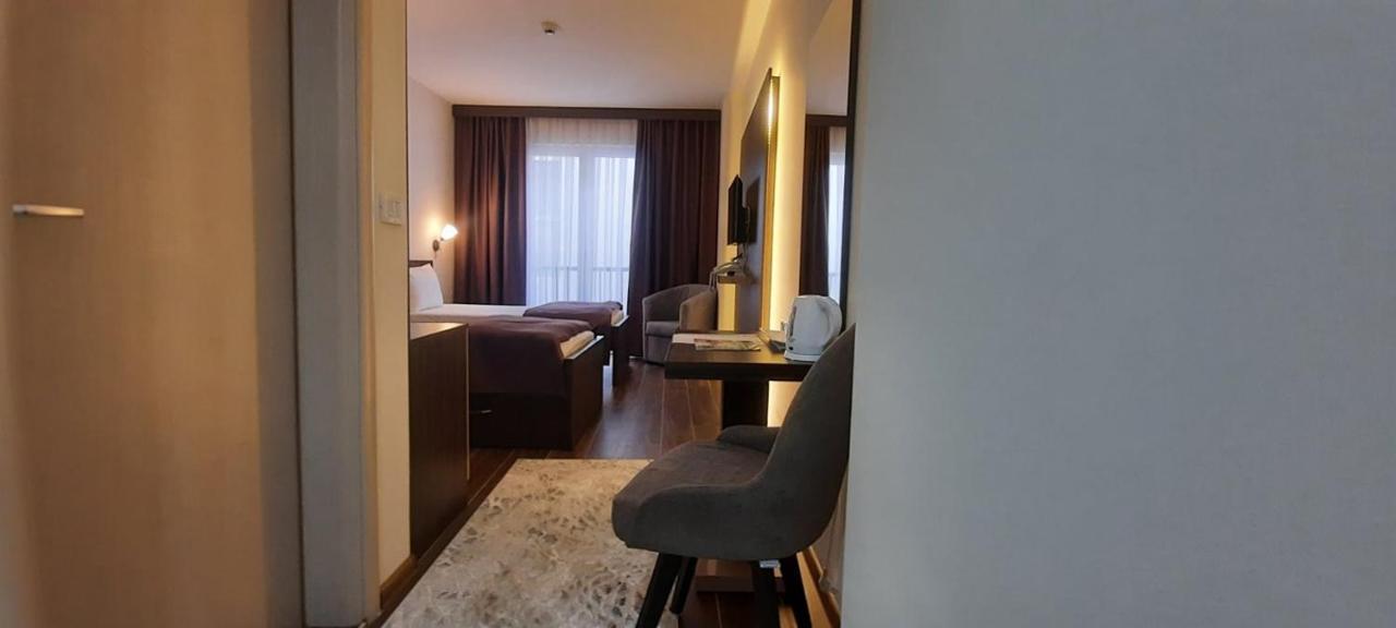 Hotel Doa Skopje Exteriör bild